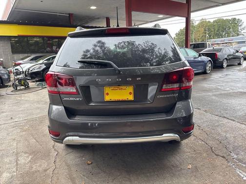2020 Dodge Journey Crossroad