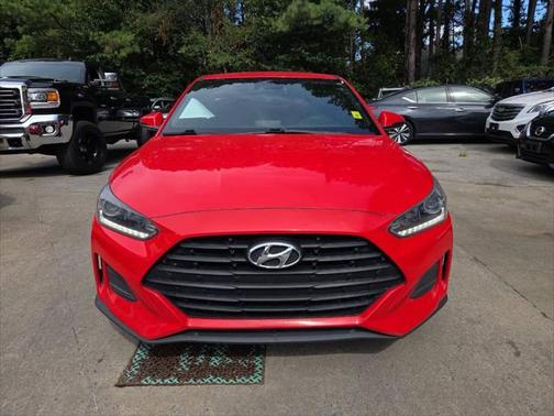 2019 Hyundai Veloster 2