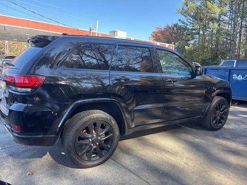 2018 Jeep Grand Cherokee Altitude