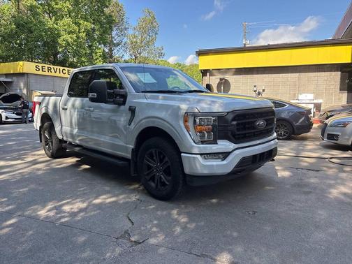 White 2021 Ford F-150 XLT