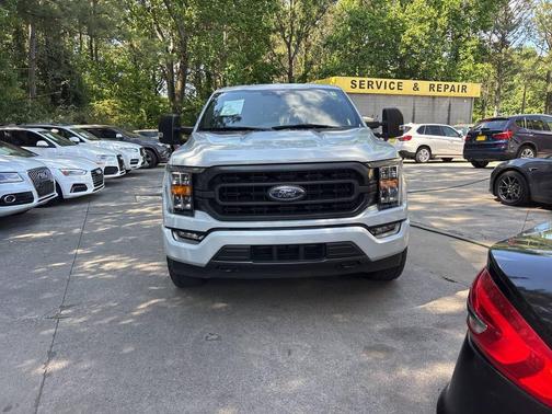 White 2021 Ford F-150 XLT