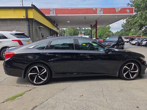 2018 Honda Accord Sport 4dr Sedan (1.5T I4 CVT)