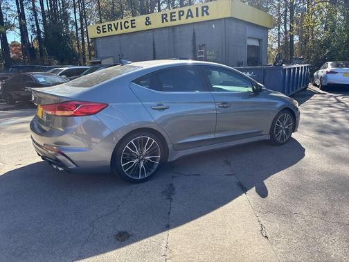 2018 Hyundai ELANTRA Sport