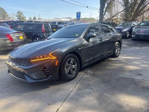 2022 Kia K5 LXS 4dr Sedan