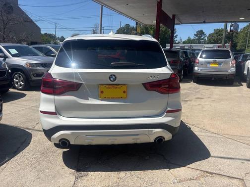 White 2018 BMW X3 xDrive30i