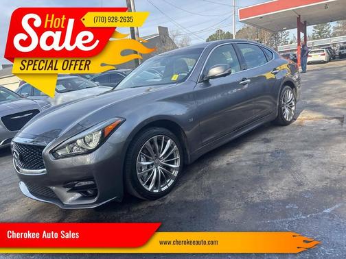2018 INFINITI Q70 3.7 Luxe 4dr Sedan