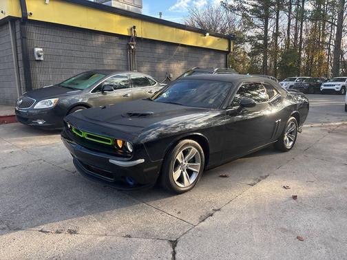 2019 Dodge Challenger SXT