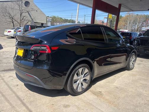 2023 Tesla Model Y Long Range Dual Motor All-Wheel Drive