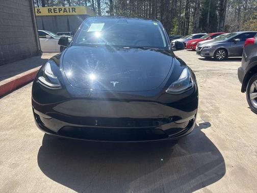 2023 Tesla Model Y Long Range Dual Motor All-Wheel Drive