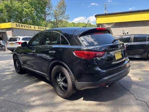 Black 2016 INFINITI QX70 Base