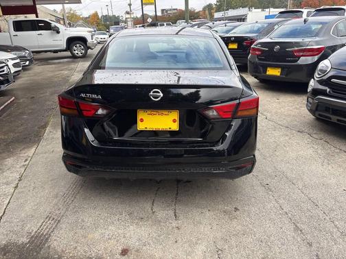 2022 Nissan Altima 2.5 S 4dr Sedan