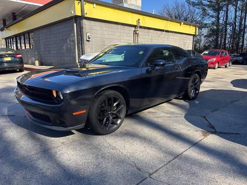 2019 Dodge Challenger SXT