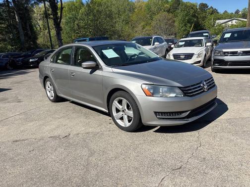 Silver 2013 Volkswagen Passat 2.0 TDI SE w/ Sunroof