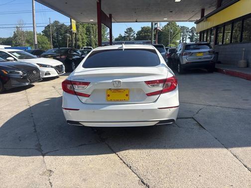 White 2021 Honda Accord EX-L 1.5T