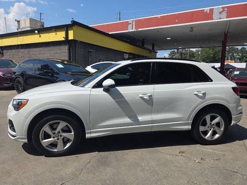 2019 Audi Q3 quattro Premium 45 TFSI AWD 4dr SUV