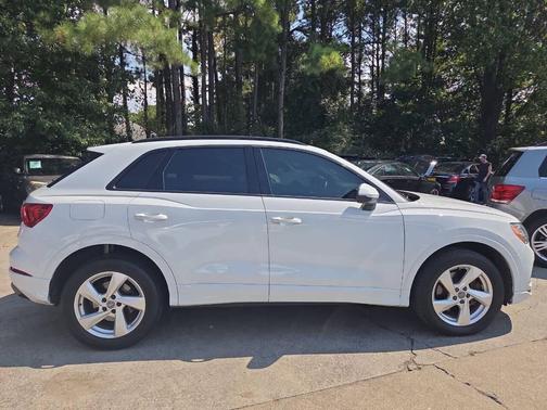 2019 Audi Q3 quattro Premium 45 TFSI AWD 4dr SUV
