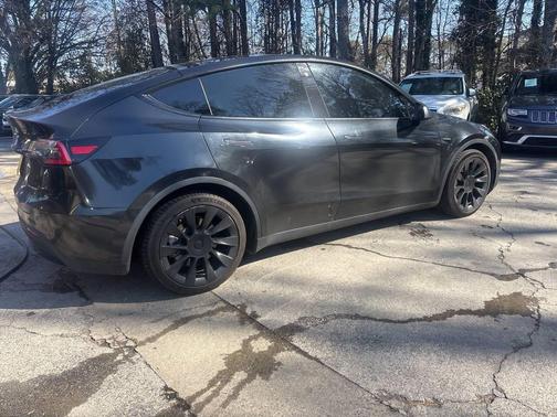 2021 Tesla Model Y Long Range AWD 4dr Crossover