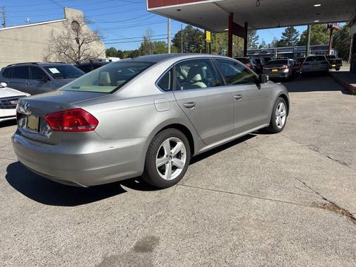 Silver 2013 Volkswagen Passat 2.0 TDI SE w/ Sunroof