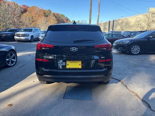 2019 Hyundai TUCSON SE