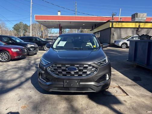 2019 Ford Edge Titanium