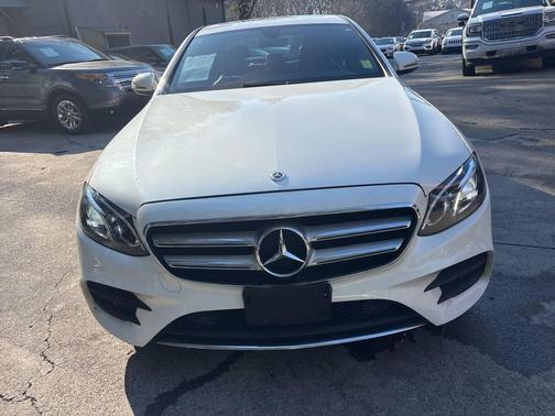 2017 Mercedes-Benz E-Class E 300 4MATIC AWD 4dr Sedan