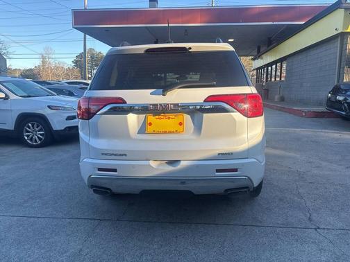 2019 GMC Acadia Denali