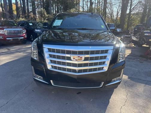 2019 Cadillac Escalade Luxury