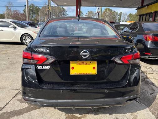 2021 Nissan Versa 1.6 SV