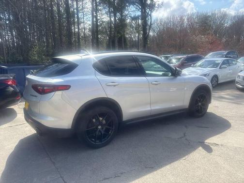2020 Alfa Romeo Stelvio Sport