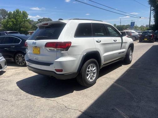 White 2020 Jeep Grand Cherokee Laredo