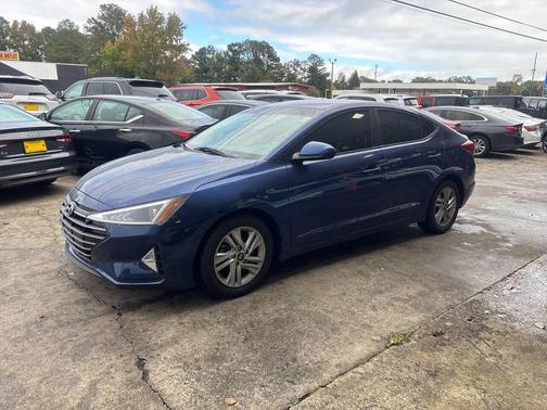 2020 Hyundai ELANTRA SEL