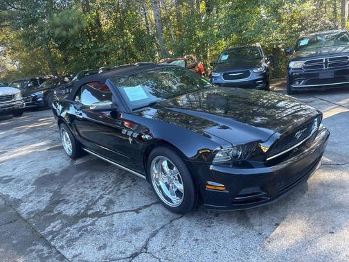 2014 Ford Mustang V6