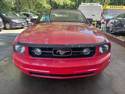 2006 Ford Mustang Base