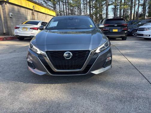 2022 Nissan Altima 2.5 SR 4dr Sedan