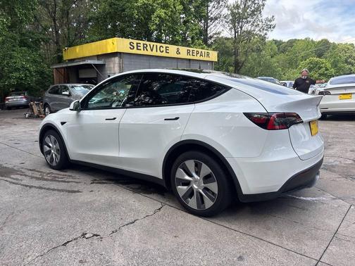 White 2020 Tesla Model Y Long Range AWD 4dr Crossover