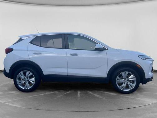 Summit White 2025 Buick Encore GX Preferred