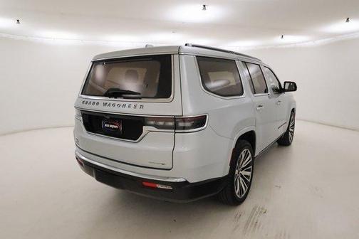 2022 Jeep Grand Wagoneer Series III