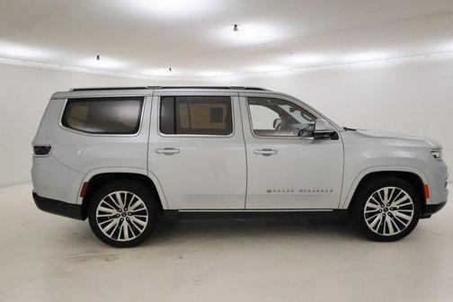 2022 Jeep Grand Wagoneer Series III