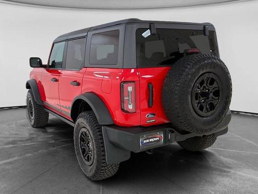 Race Red 2022 Ford Bronco Wildtrak