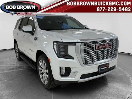 White Frost Tri-Coat 2023 GMC Yukon Denali