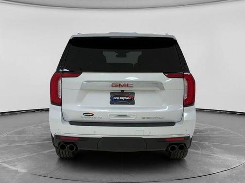 White Frost Tri-Coat 2023 GMC Yukon Denali