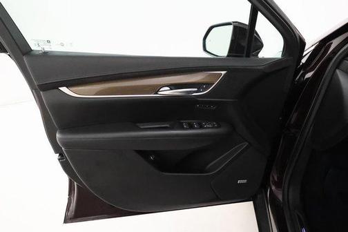 2018 Cadillac XT5 Platinum