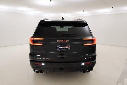 2024 GMC Acadia AT4