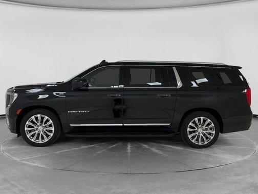 Onyx Black 2024 GMC Yukon XL Denali