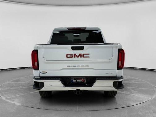 Summit White 2025 GMC Sierra 1500 SLT