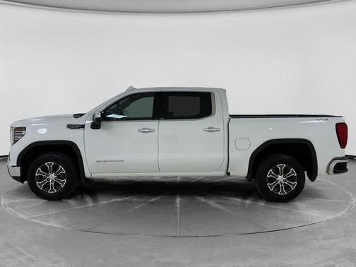 Summit White 2025 GMC Sierra 1500 SLT