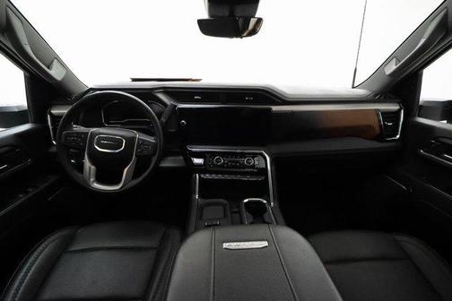 2024 GMC Sierra 2500 Denali