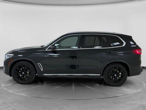 Black Sapphire Metallic 2020 BMW X5 xDrive40i