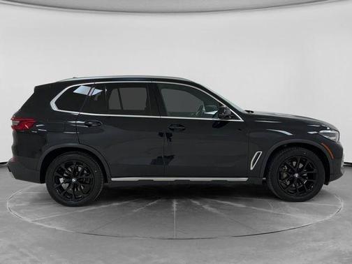 Black Sapphire Metallic 2020 BMW X5 xDrive40i