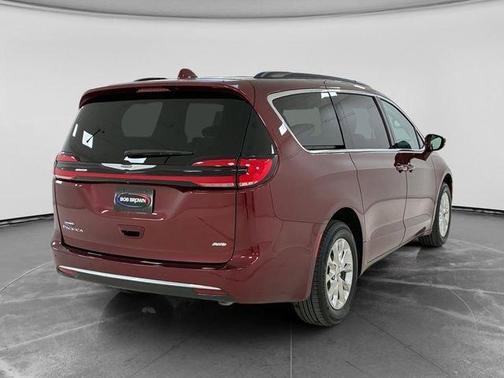 Velvet Red Pearlcoat 2022 Chrysler Pacifica Touring-L